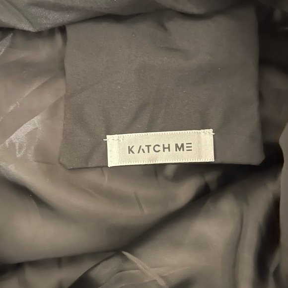 Katch Me Long Puffer Vest Sz M EUC - Picture 8 of 9